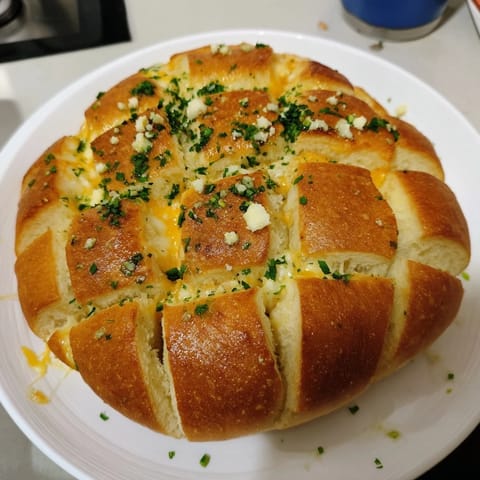 Cheesy Garlic Pull Apart